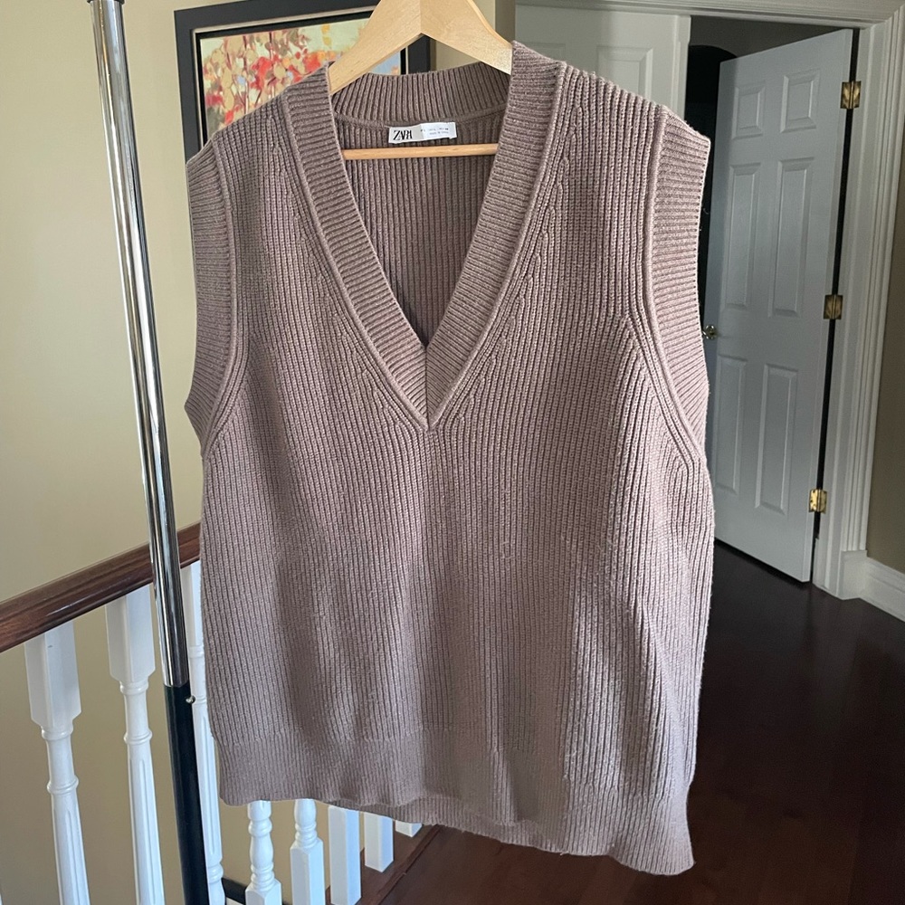Zara Knitted Sweater Vest